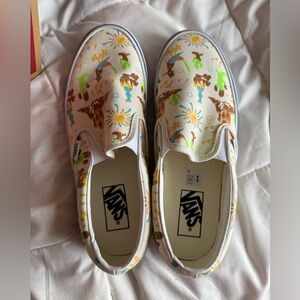 Vans slip on southwest print shoes men’s 7 women’s 8.5